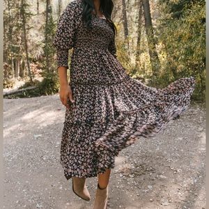 Ivy City Co Demi Dress Floral Midi Long Sleeve Dress Size M